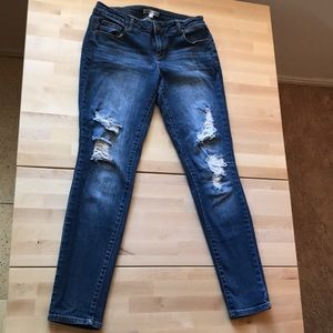 Downeast distressed jeans